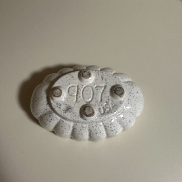 Vtg Oval  Planter 907 USA color White - Picture 5 of 7